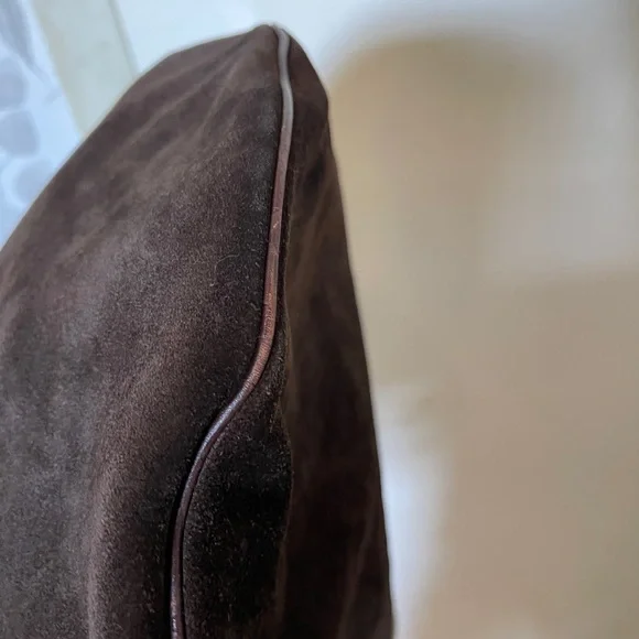 ✨ Vintage Gucci Horsebit Suede Hobo Bag - Picture 13 of 14